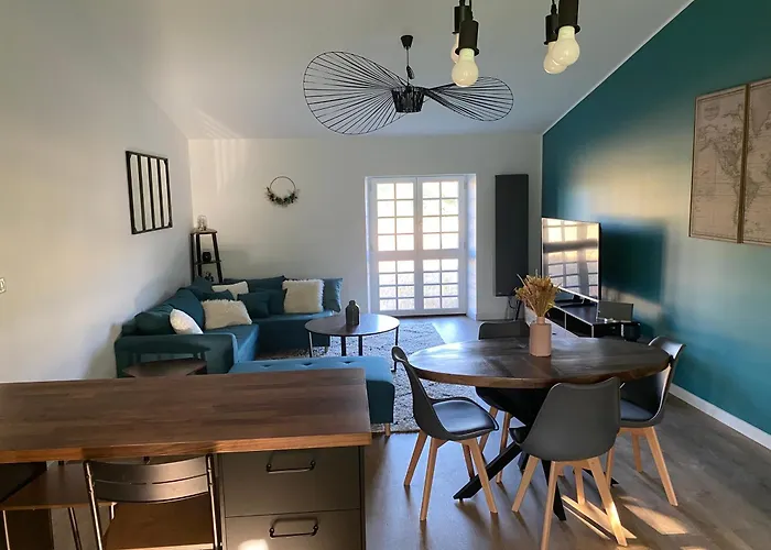 Cosy T3 Dans Corps De Ferme L écureuil * Vieillevigne (Haute-Garonne)